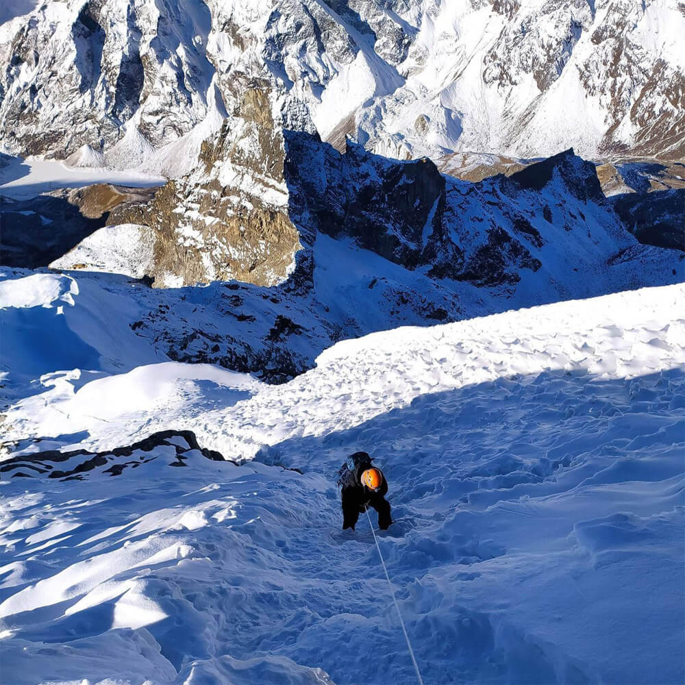 Lobuche Peak Climbing Guide