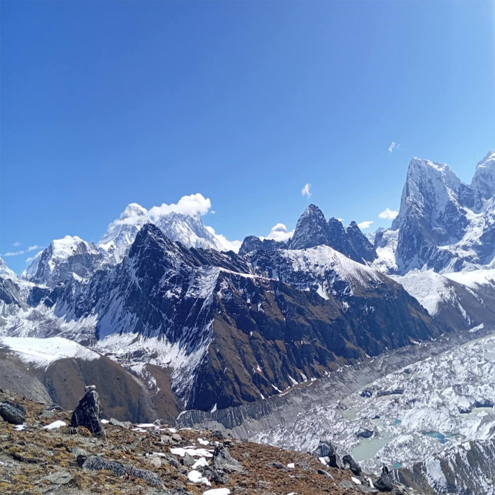 Chola Pass Trek