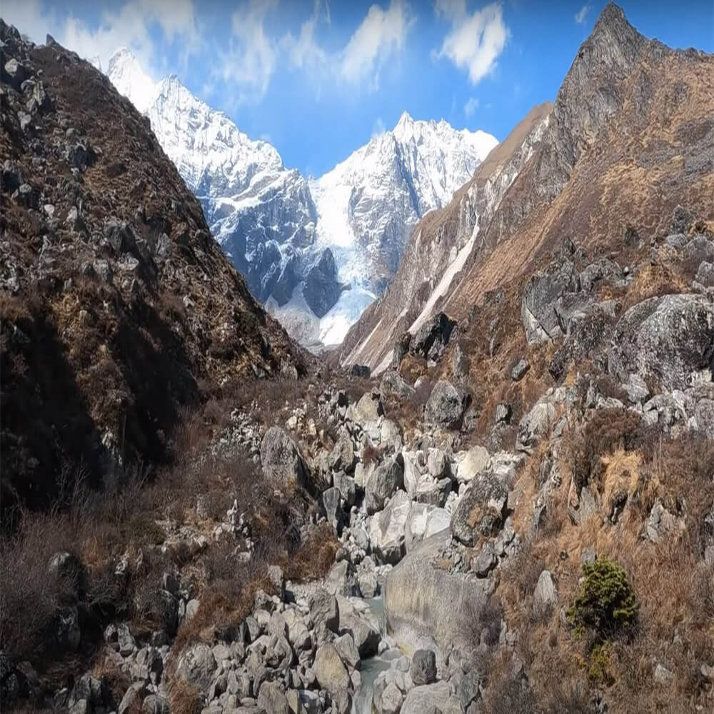 Ganja La Pass trek difficulty