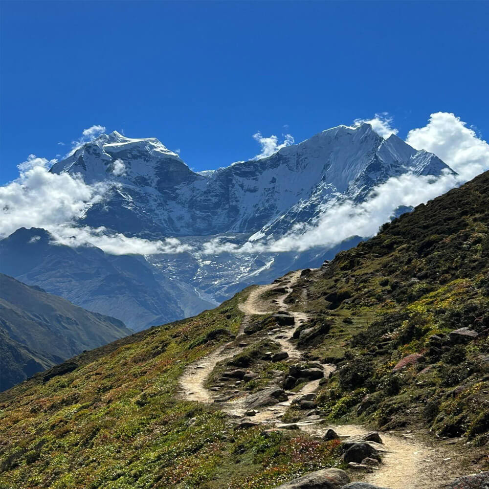 Gokyo Lake Trek Itinerary