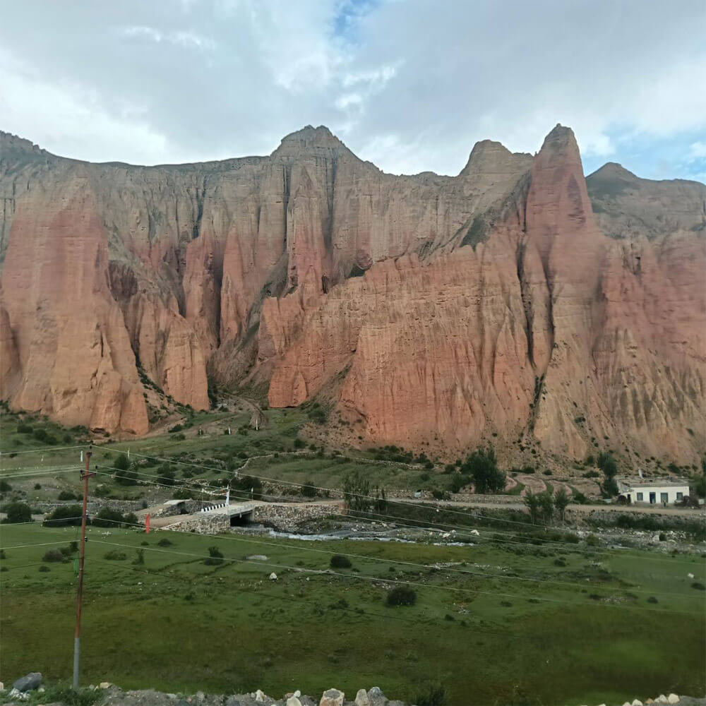 Mustang trekking