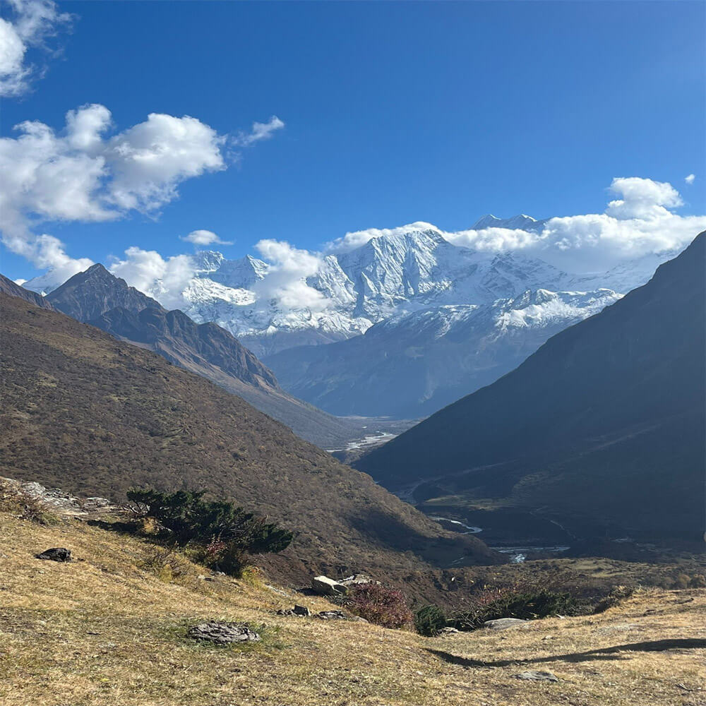 Manaslu Circuit Trekking Adventure