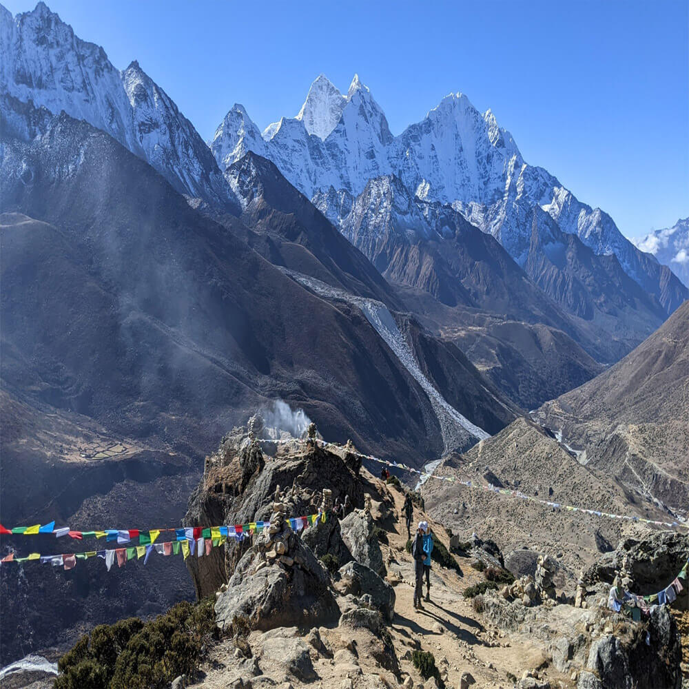 Best time for Everest helicopter tour