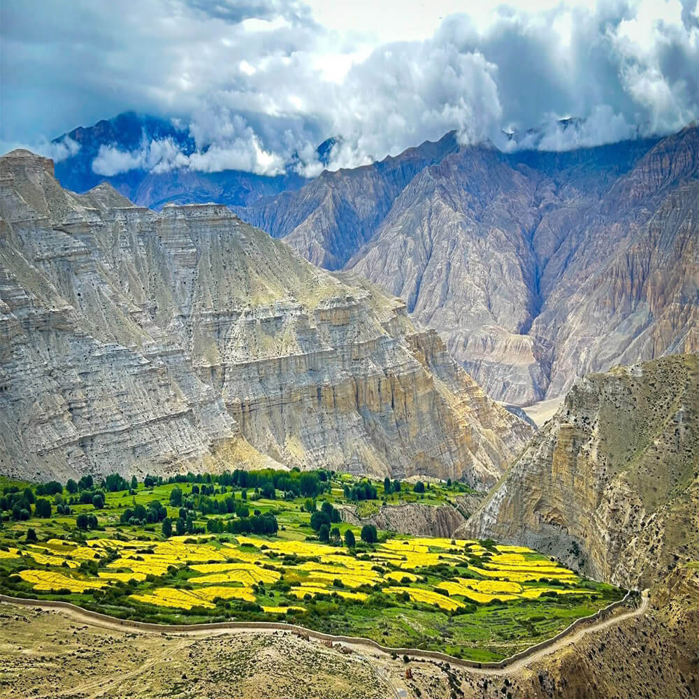 Mustang trekking
